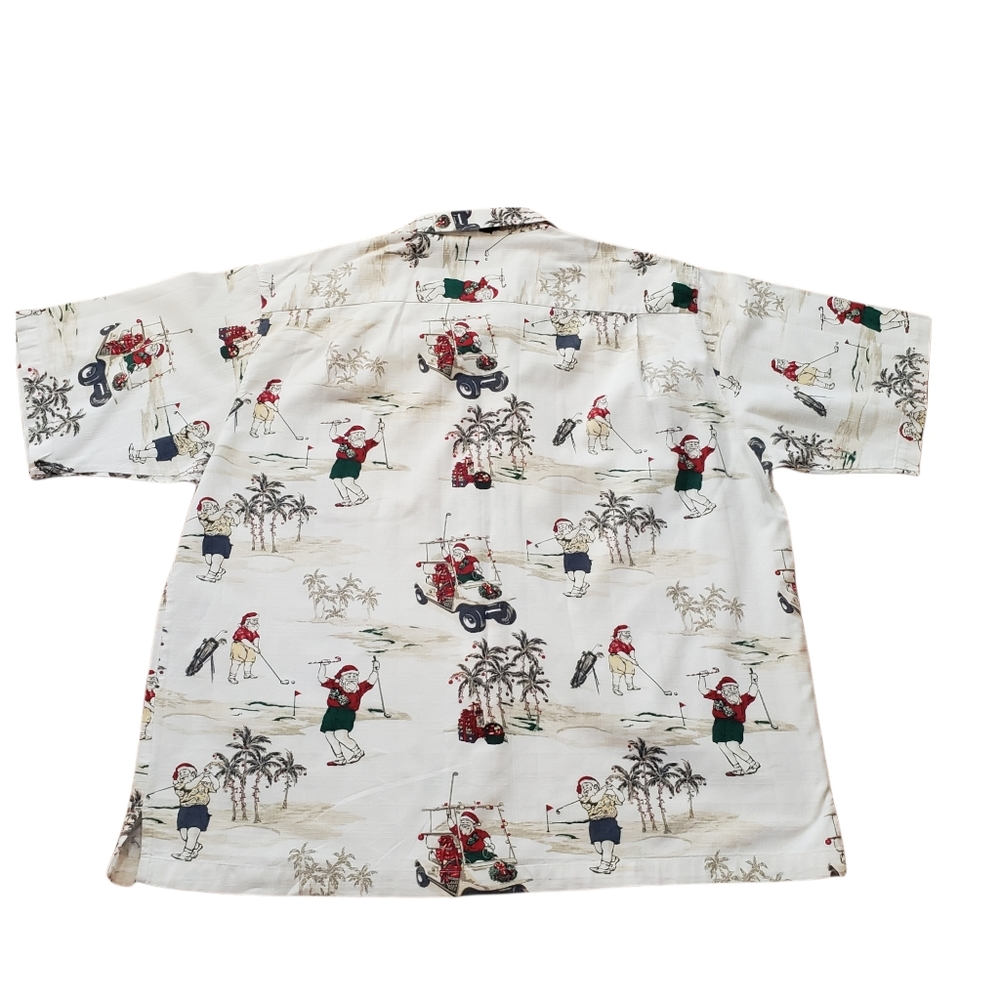 Clearwater Outfitters Christmas print button down EUC - Picture 3 of 4